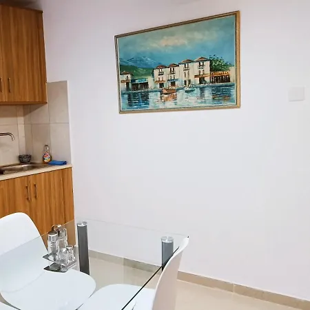 Palm Sea 17 * Larnaca