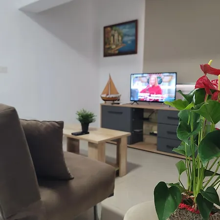 Palm Sea 17 Апартаменти *